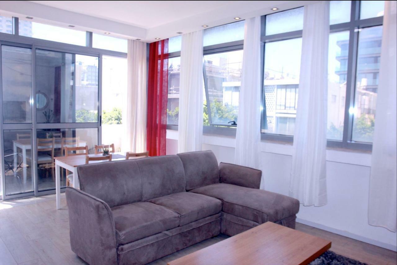 Central Apartment With Shelter Room -1 Bedroom & Living Room And Balcony Tel Aviv-Jaffa Exterior foto